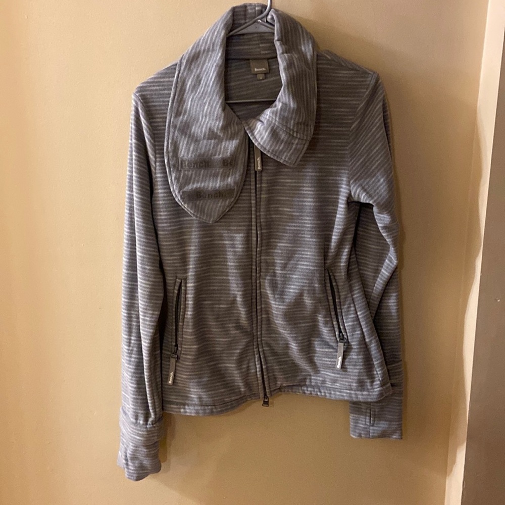 Bench grey & white zippered sweater with adjustable large collar size me… - Picture 2 of 9